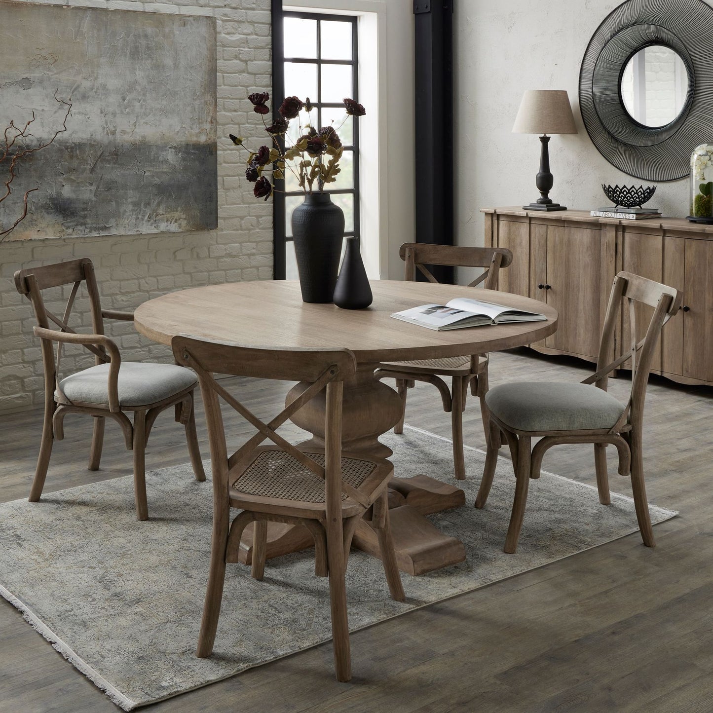 Round Pedestal table