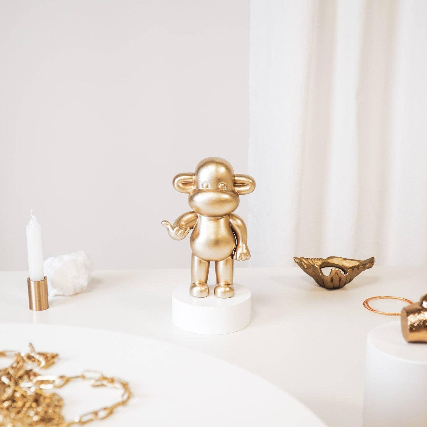 Hang Loose Monkey Figurine 'The Legend'