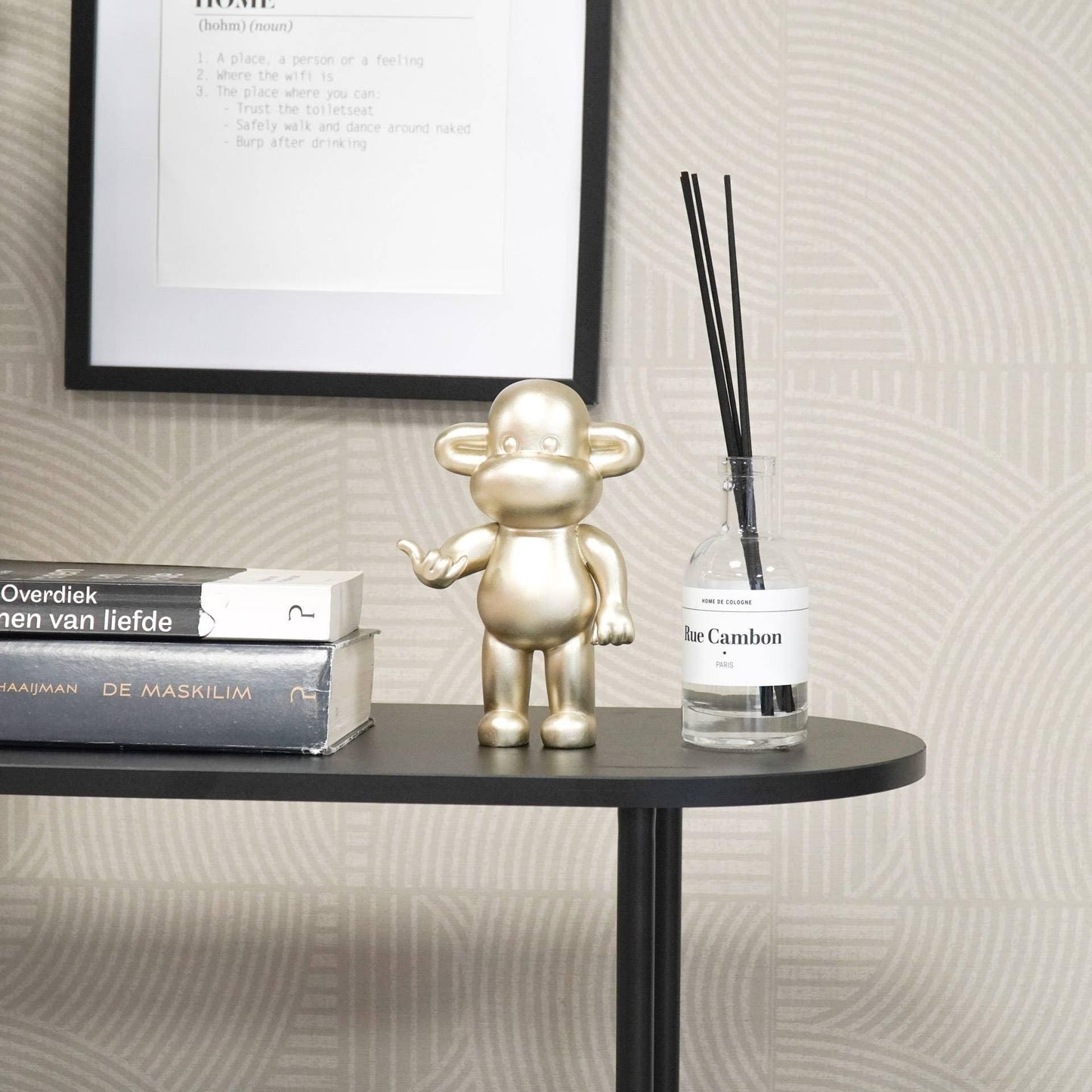 Hang Loose Monkey Figurine 'The Legend'