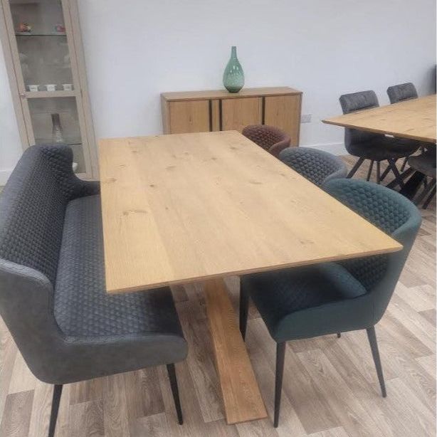 Hartford Extendable dining table