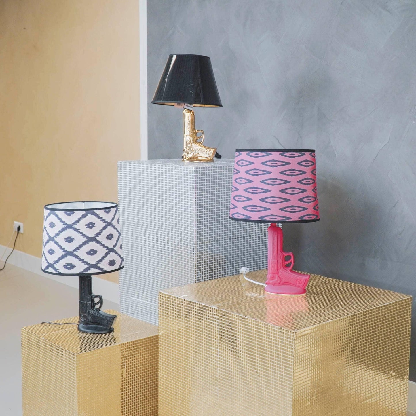 Gun Table Lamp - Ceramics - Neon Pink