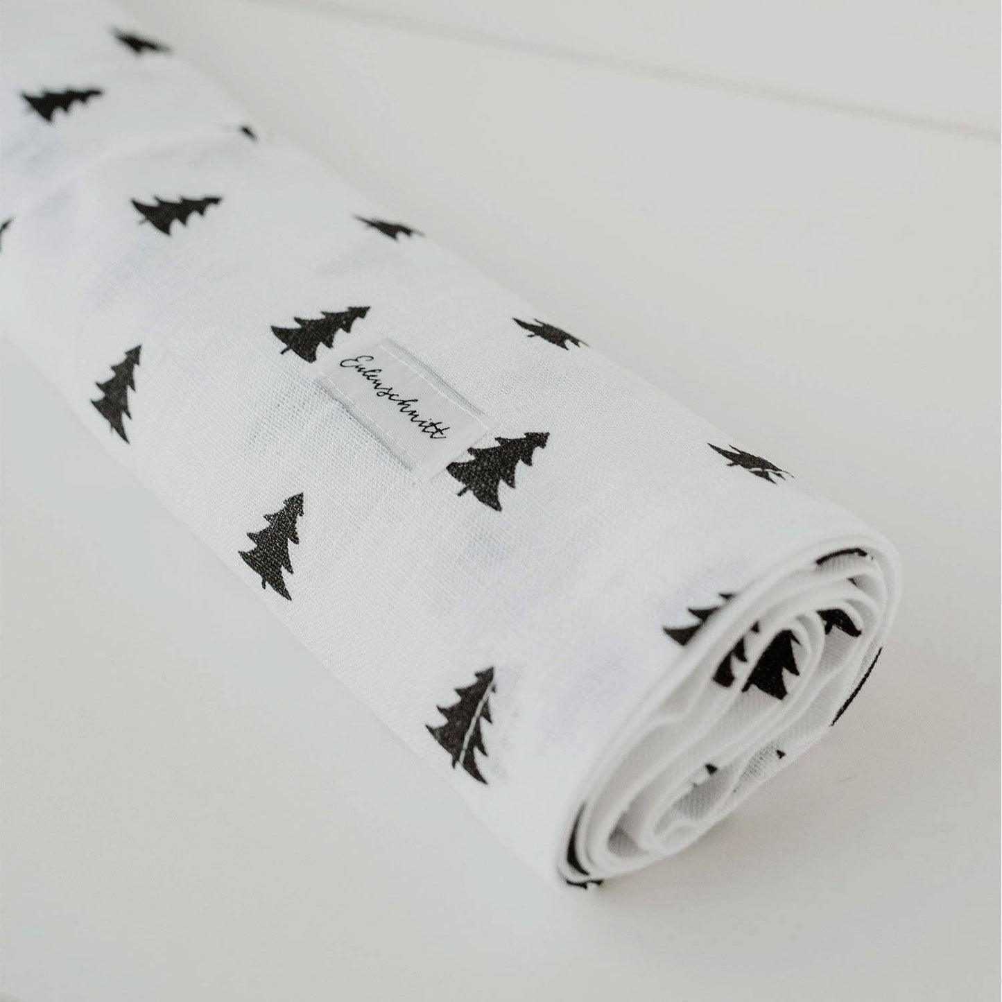 Linen table runner fir tree 140 x 40 cm