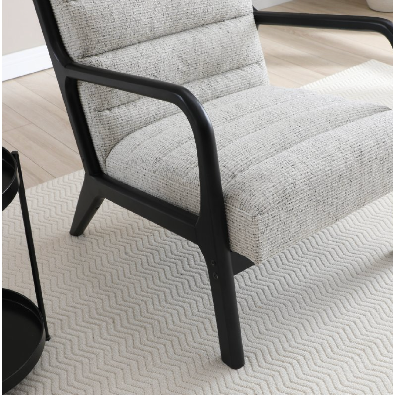 Retro Chair Natural with black frame