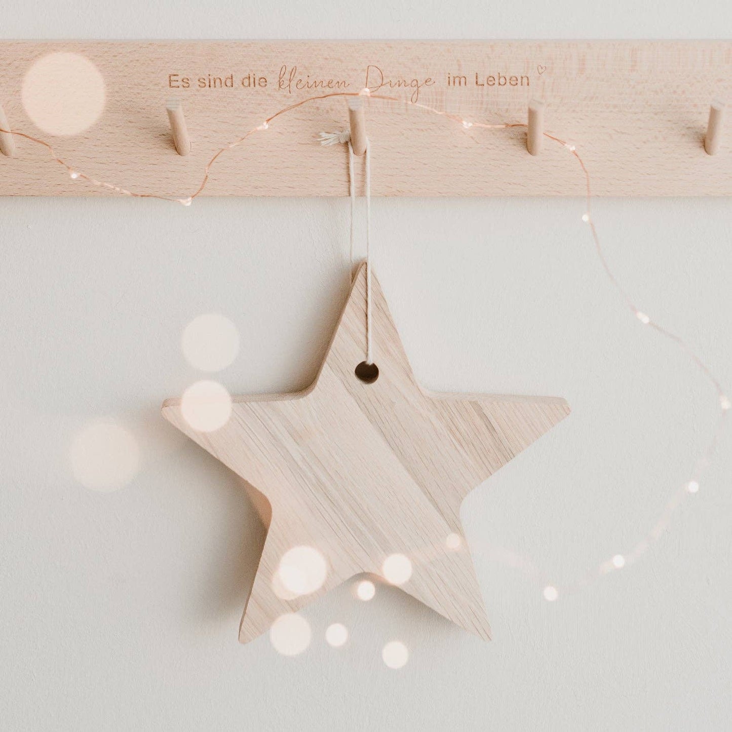 Oak Card stand star 20cm